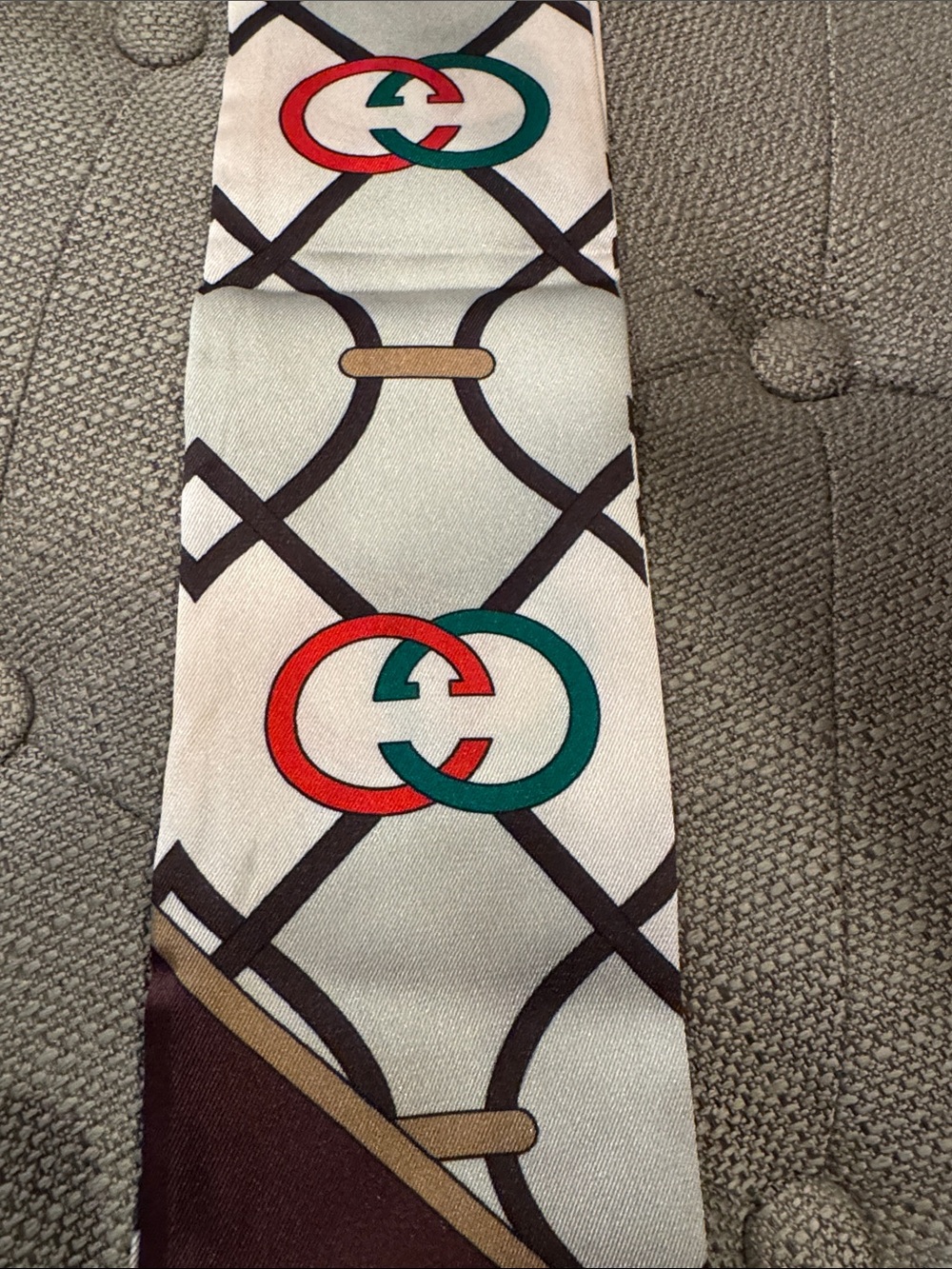 NEW Gucci 100% Silk Twillie Scarf Tie - Picture 4 of 11